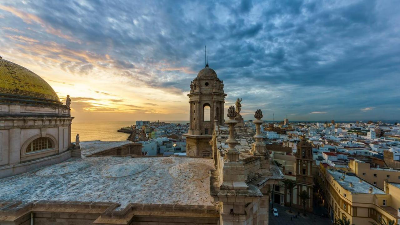 La Galeria De Botica Apartment Cadiz Bagian luar foto